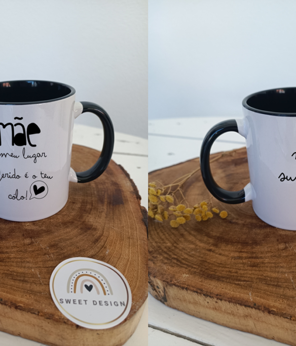 Caneca Personalizada interior de cor - Mãe o meu lugar preferido é ao teu cólo.