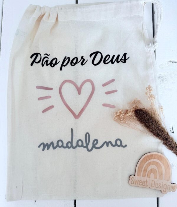 Saco Pão por Deus - Saco com nome e coração_3