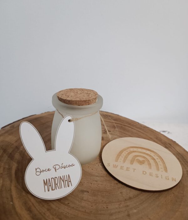 Vela Perfumada (Lembrança Personalizada em recipiente redondo de vidro com tampa em cortiça) - Doce Páscoa