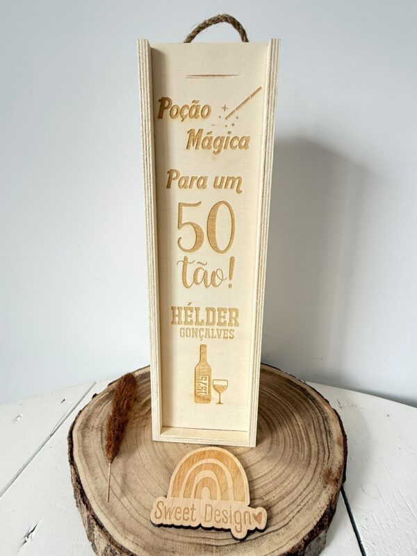 Caixa de Madeira para Garrafa Vinho - Poção Mágica para um Cinquentão (50 - Cinquenta anos)_2