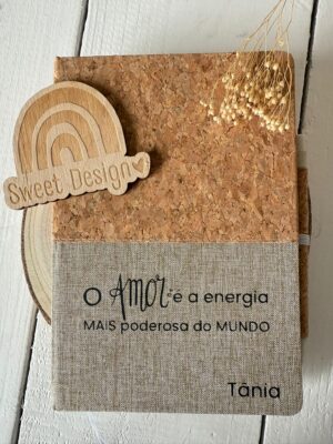 Bloco de Notas em cortiça - O AMOR é a energia mais poderosa do Mundo