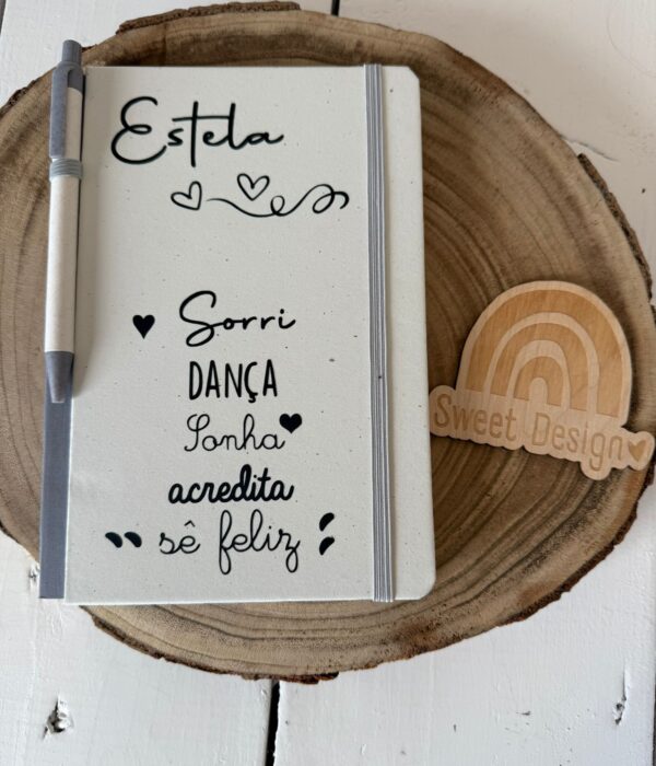 Bloco de Notas - Sorri, dança, sonha, acredita, sê feliz (com nome)
