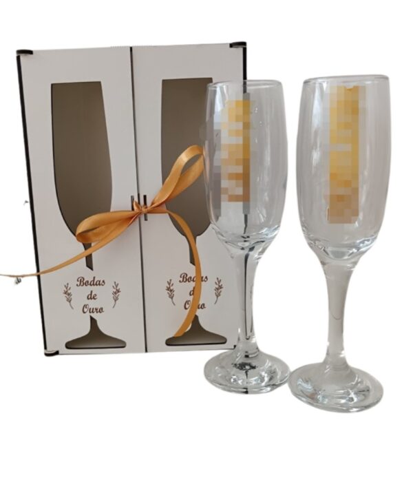Conjunto de flutes/Copos espumante personalizados com nome - Bodas de Ouro/Prata (vinte e cinco e cinquenta anos)