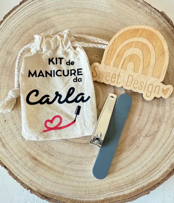 Lembrança - Kit de manicure - Aparador unhas e lima em saco algodão (com nome)