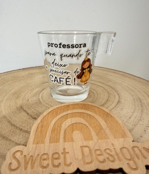 Chávena de café - Professora, para quando te deixo a precisar de café (Professora, Auxiliar, Educadora, Catequista) - menina
