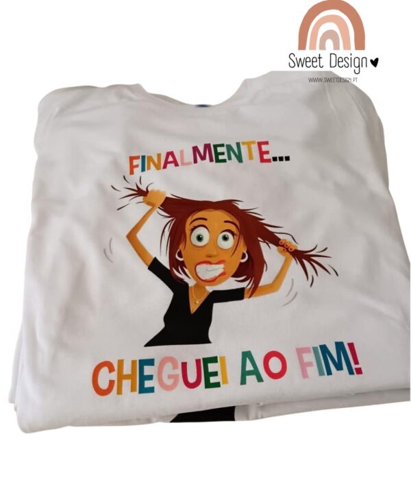 T-Shirt - Finalista – FINALMENTE cheguei ao fim (rapariga)