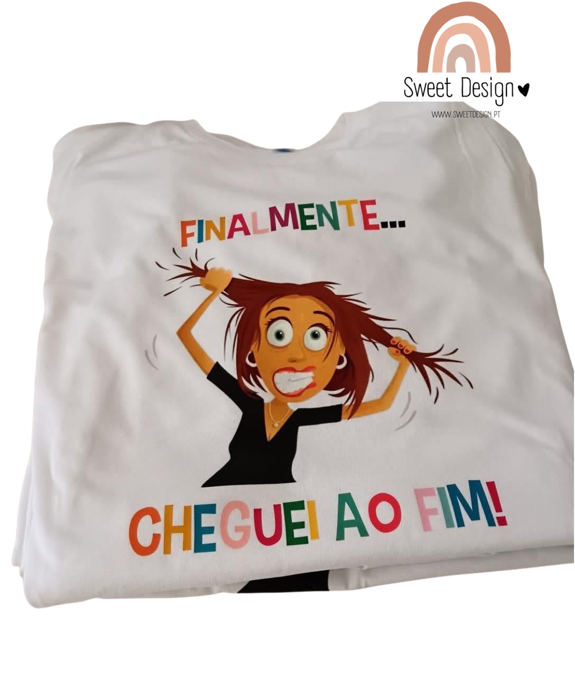 T-Shirt - Finalista – FINALMENTE cheguei ao fim (rapariga)