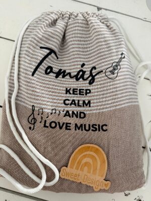Toalha praia com saco - Keep calm and Love music (com nome)