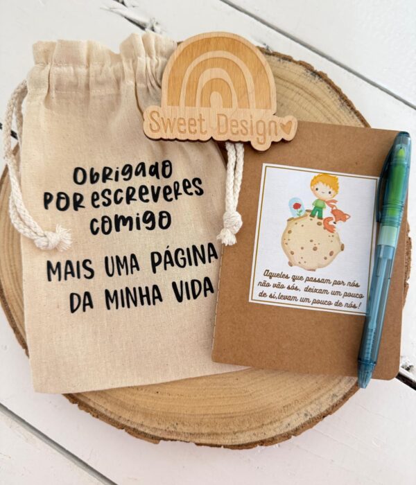 Ofertas Professores - Obrigada por escreveres comigo mais uma página da minha vida_3 (com caneta e caderno linhas)