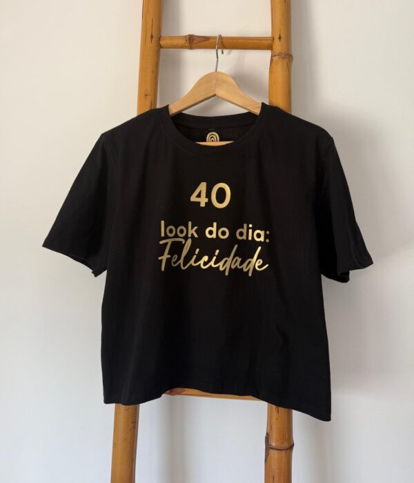 T-Shirt de corte curto e folgada - 40 (quarenta) Look do dia, Felicidade