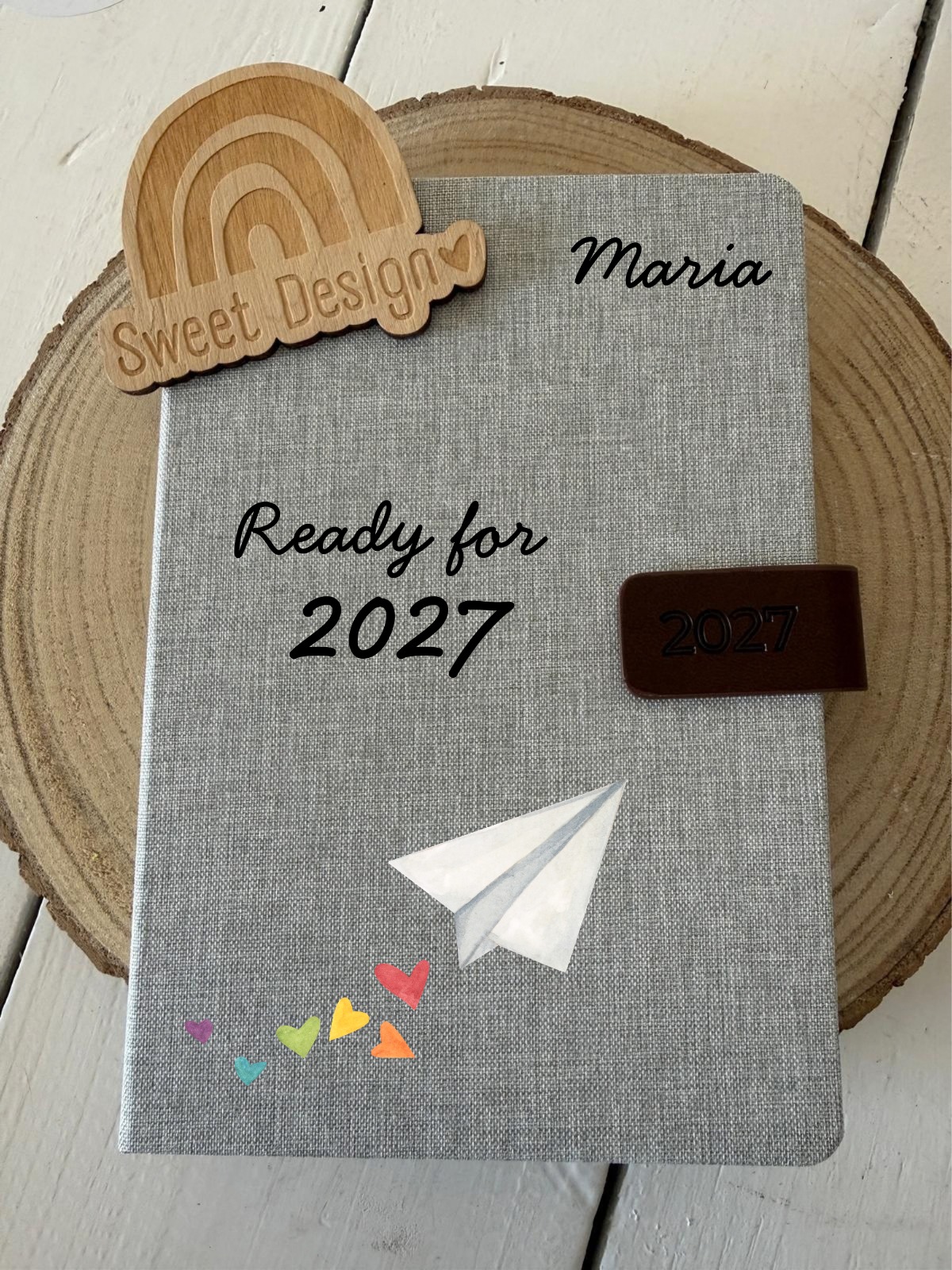 Agenda em tecido – Ready for 2027 – com nome (fecho da agenda magnético com ano gravado)